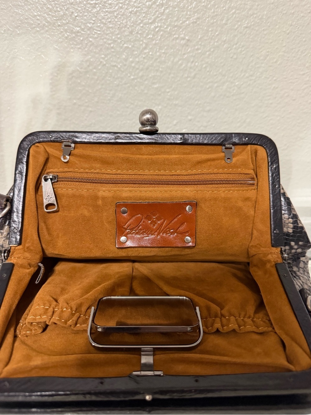 NWT Patricia Nash Smoke Snakeskin Embossed Leather Frame Satchel Handbag P899410 - Picture 4 of 6